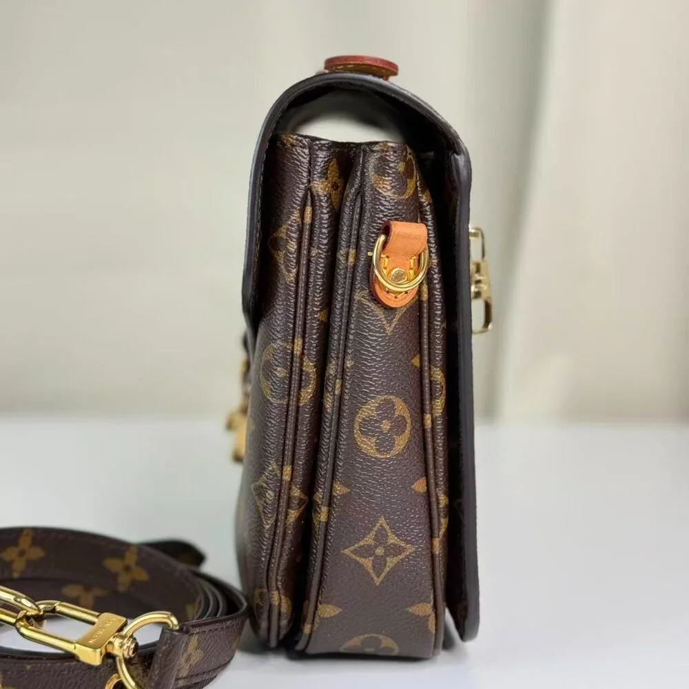Louis Vuitton Monogram Canvas Metis Shoulder Bag Crossbody Style
